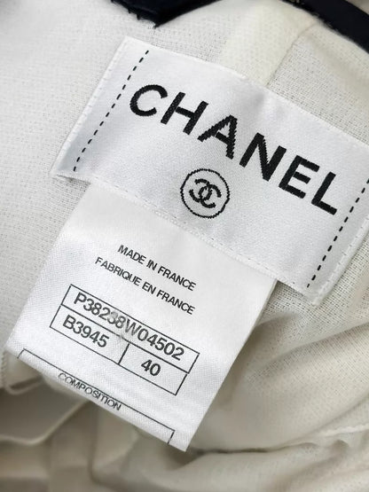 Chanel 10S Black and White lace dress