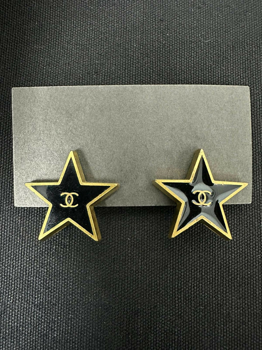 Chanel Vintage 01P Metal Black Star Shape CC Clip-on Earrings