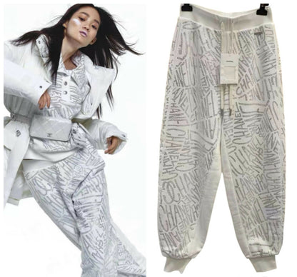 Chanel NWT 21N Coco Niege Swarovski CC White SweatPants Warm Winter Sport Pants FR 34