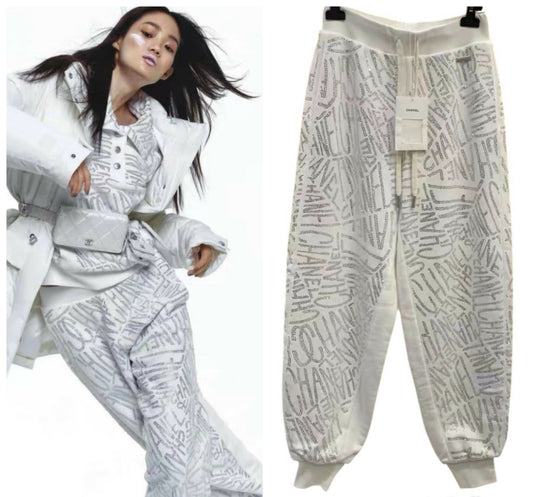 Chanel NWT 21N Coco Niege Swarovski CC White SweatPants Warm Winter Sport Pants FR 34