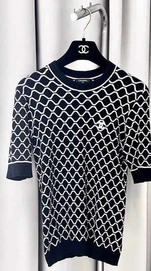 Chanel 20P black & white top
