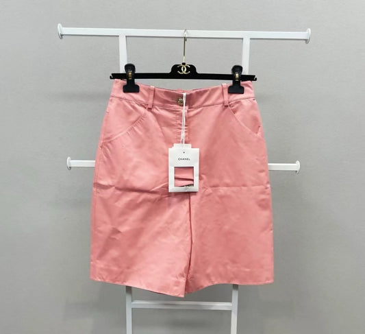 Chanel 21C pink leather shorts
