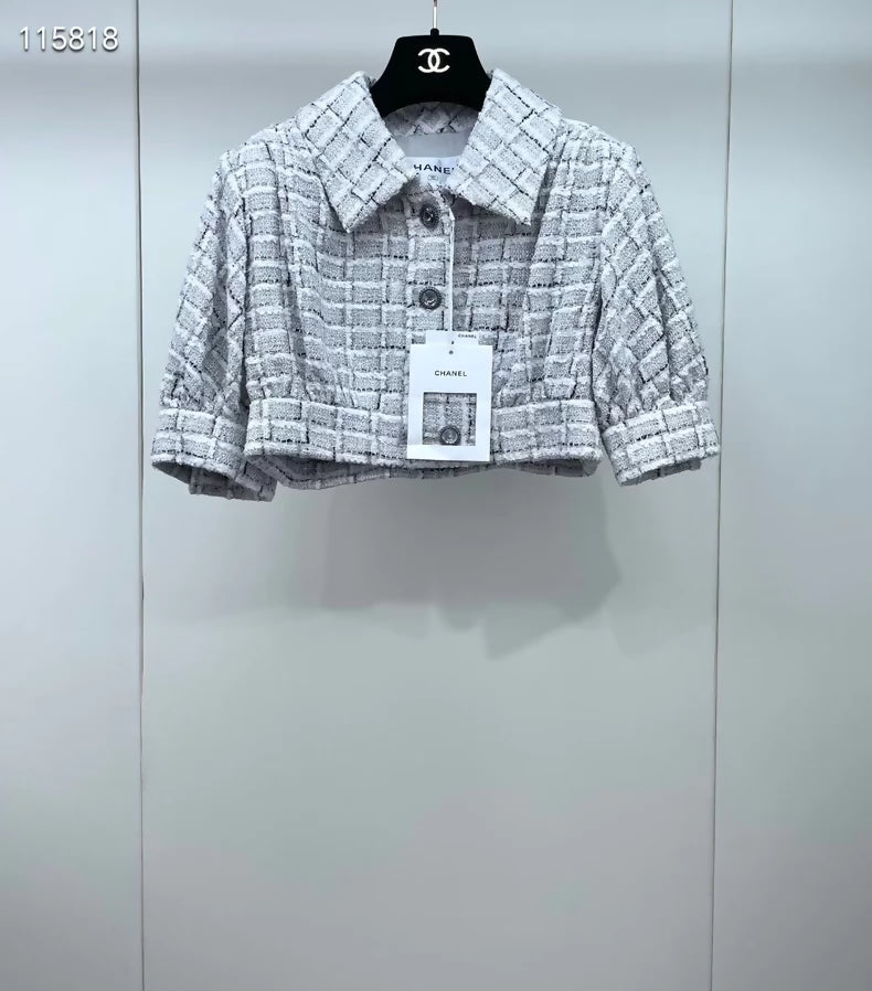 Chanel 22C black/white Check Cropped Jacket