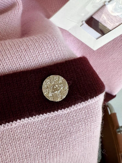 Chanel 25A pink cashmere dress
