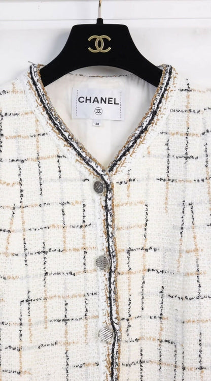 Chanel 2017 Black and ecru tweed Jacket