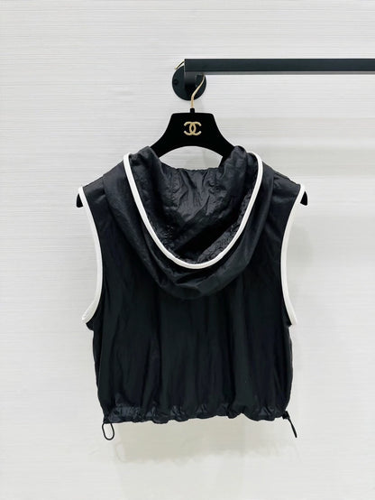 Chanel 26M Coco Beach black hooded vest, F36.
