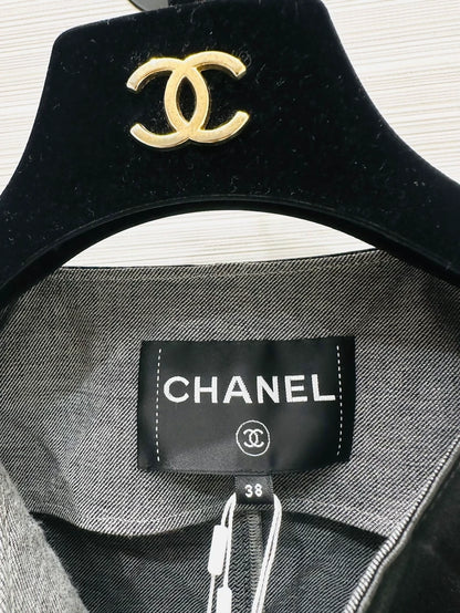 Chanel 25P black quilted lambskin leather jacket