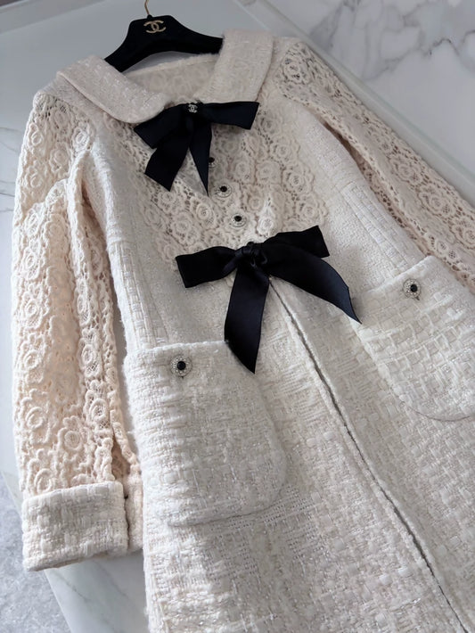 Chanel 15A ecru Lace black Bow Dress