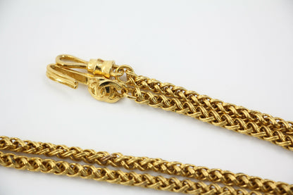 Chanel Vintage 95A Lapis Lazuli Marble Blue Oval Pendant Gold Plated Necklace