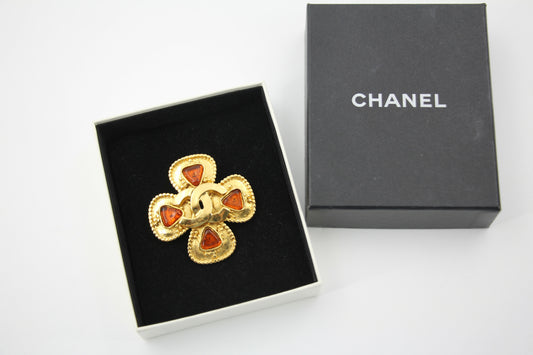 Chanel Vintage 96A Gripoix Orange Clover CC Brooch