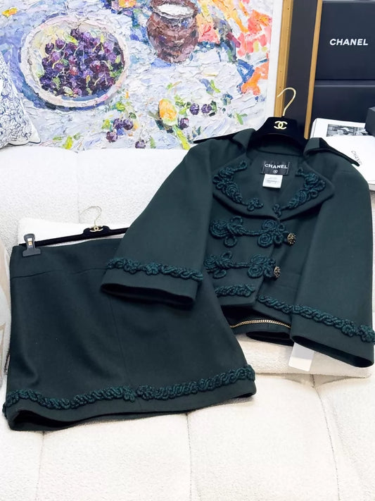 Chanel 2015 Dark Greenjacket & skirt set