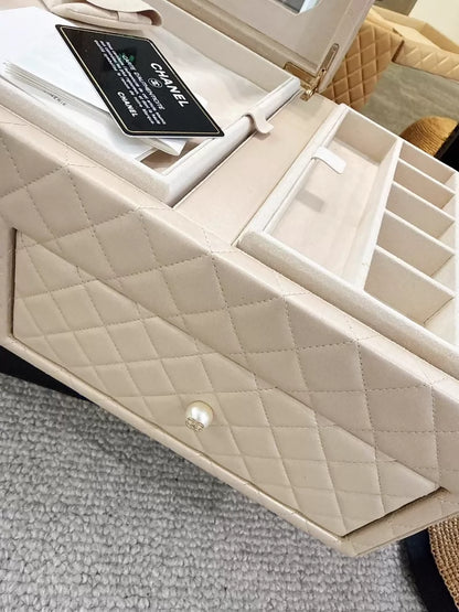 Chanel 16A champagne gold quilted lambskin largest size jewelry case/box