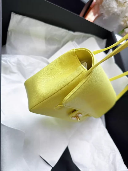 Chanel 26C Shiny Caviar Preppy Coco Shoulder Bag Light Yellow