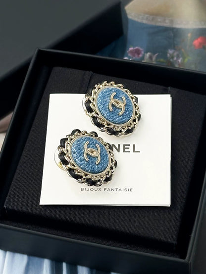 Chanel 25P earrings in blue denim