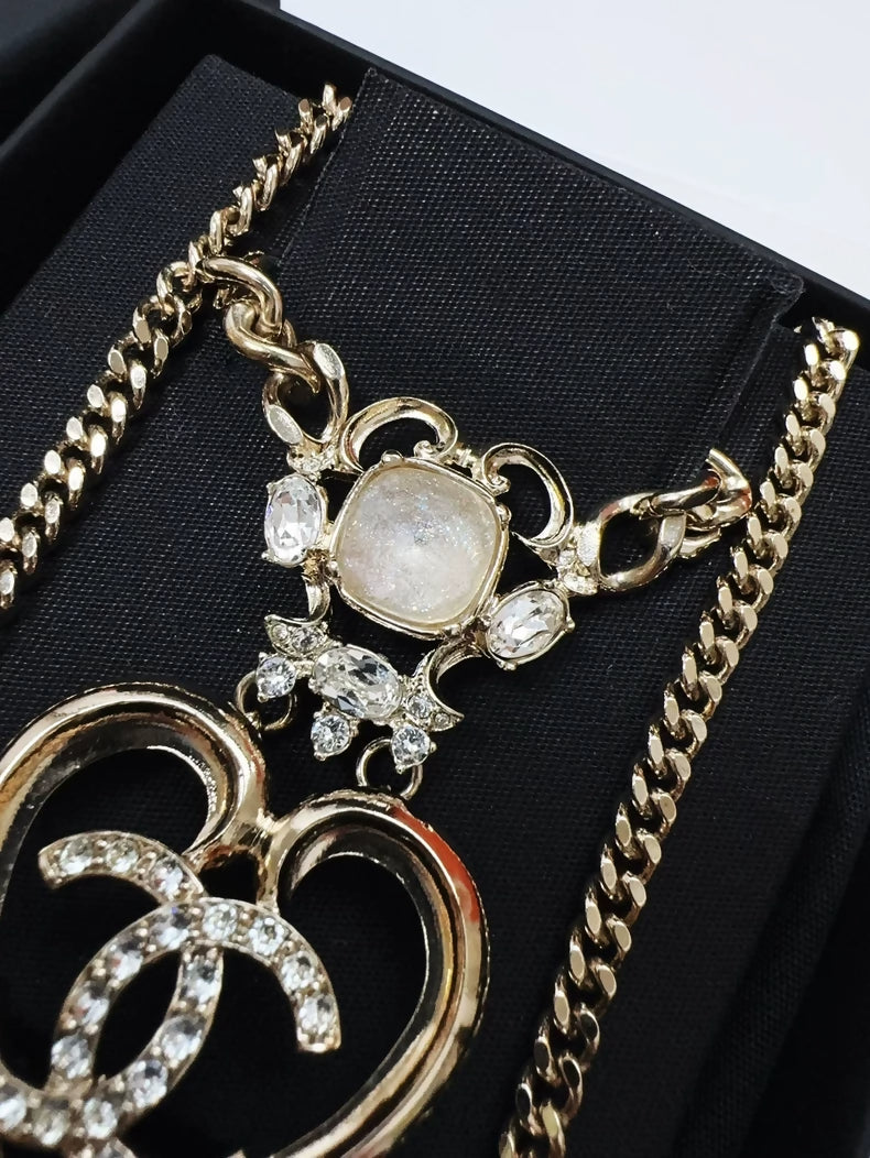 Chanel 23C light gold necklace