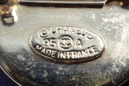 Chanel Vintage Gold Plated Handbag Charm CC Logo Brooch