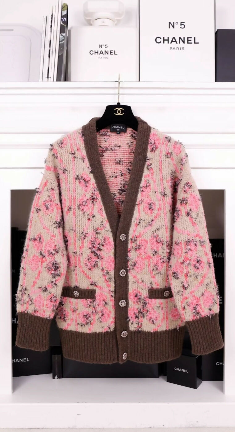 CHANEL カーディガン ピンク 花柄 Chanel 22k Pink Cardigan – Wararni.com