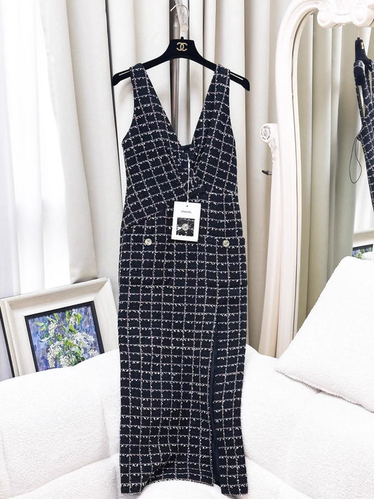 Chanel 2021 Spring/Summer black runway dress