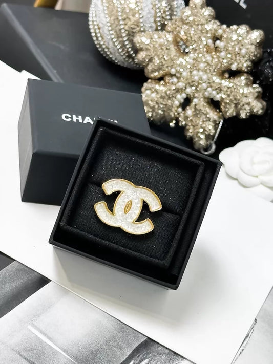 Chanel 24A Gold CC brooch