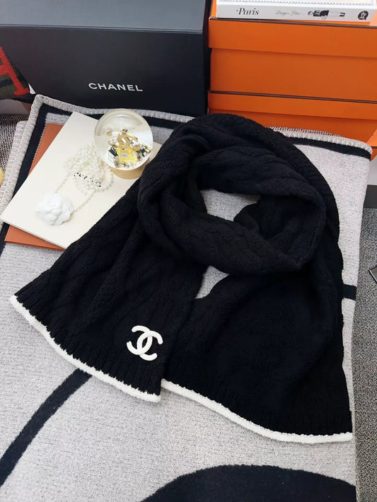 Chanel 22A black double C cashmere scarf