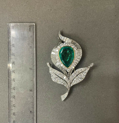Van Cleef and Arpels Emerald and Diamond Floral Brooch