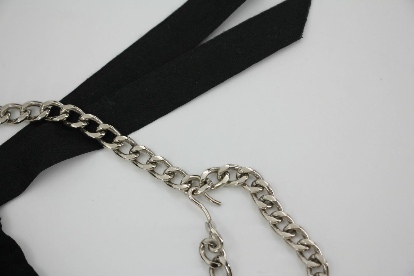 Chanel Vintage 05V Metal Silver Chain Waist Chain L98