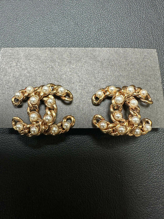 Chanel Vintage 03A Imitation Pearl Gold-plated Clip-on Earrings