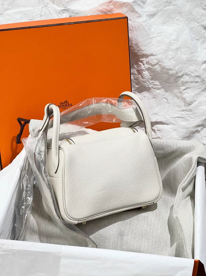 Hermes Mini Lindy craie TC Leather Gold Hardware