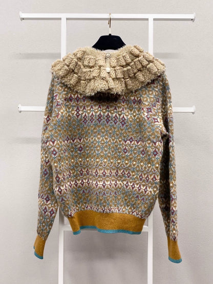 Chanel 19A Egyptian series gold thread knitted sweater