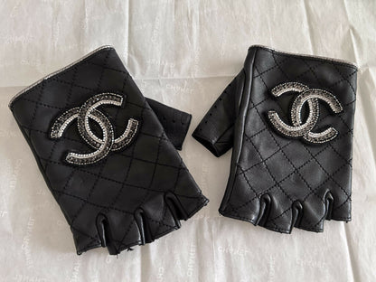 Chanel fingerless gloves