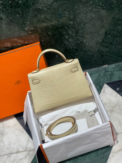 Hermes mini Kelly Y1 vanille matte alligator leather gold hardware