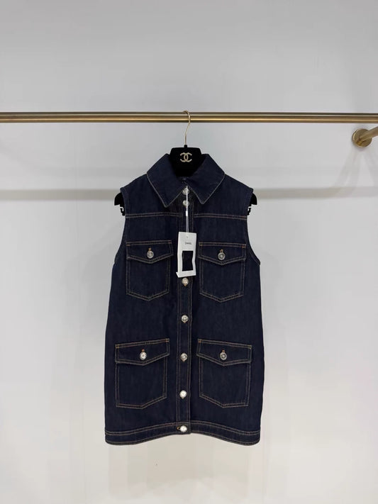 Chanel 25C Four-Pocket Denim Vest