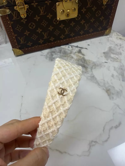 Chanel 22A white tweed wide headband