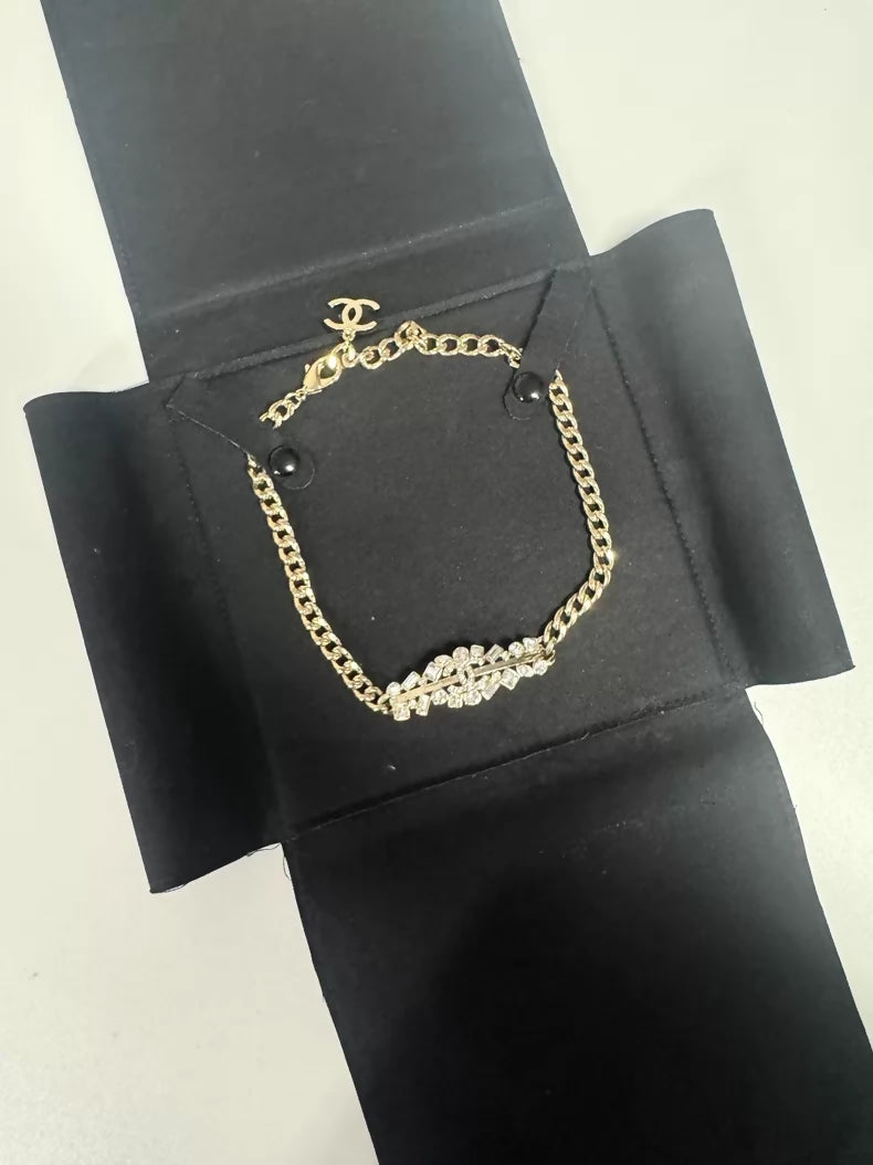 Chanel 23K Gold Wheat  Rhinestone Choker necklace