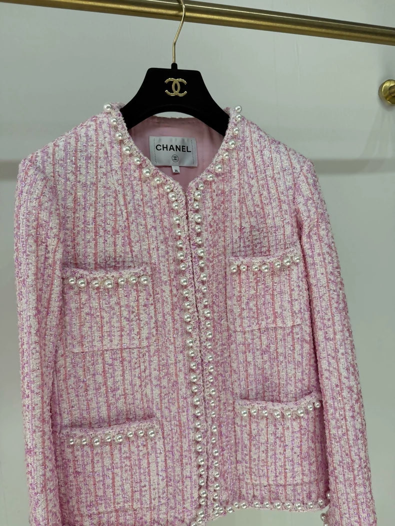 Chanel 25P shimmering pink tweed jacket