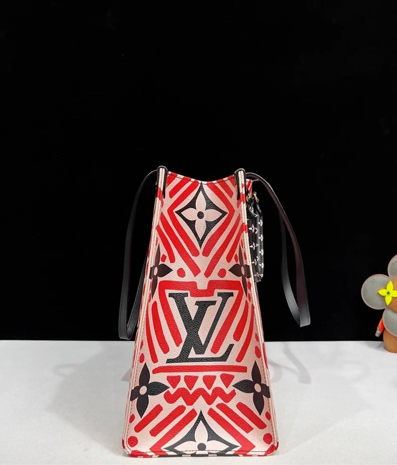 Louis Vuitton Monogram Giant Crafty Onthego GM