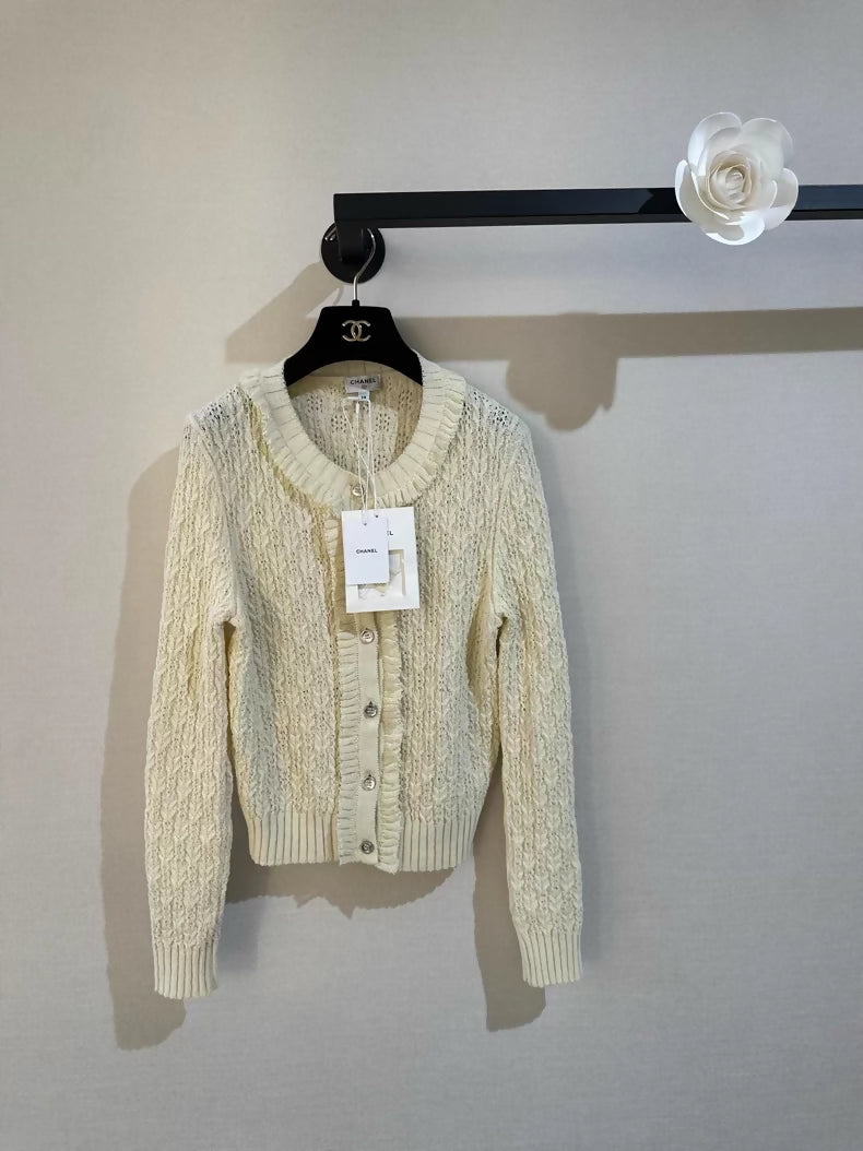 Chanel 25C off-white ruffled knit cardigan