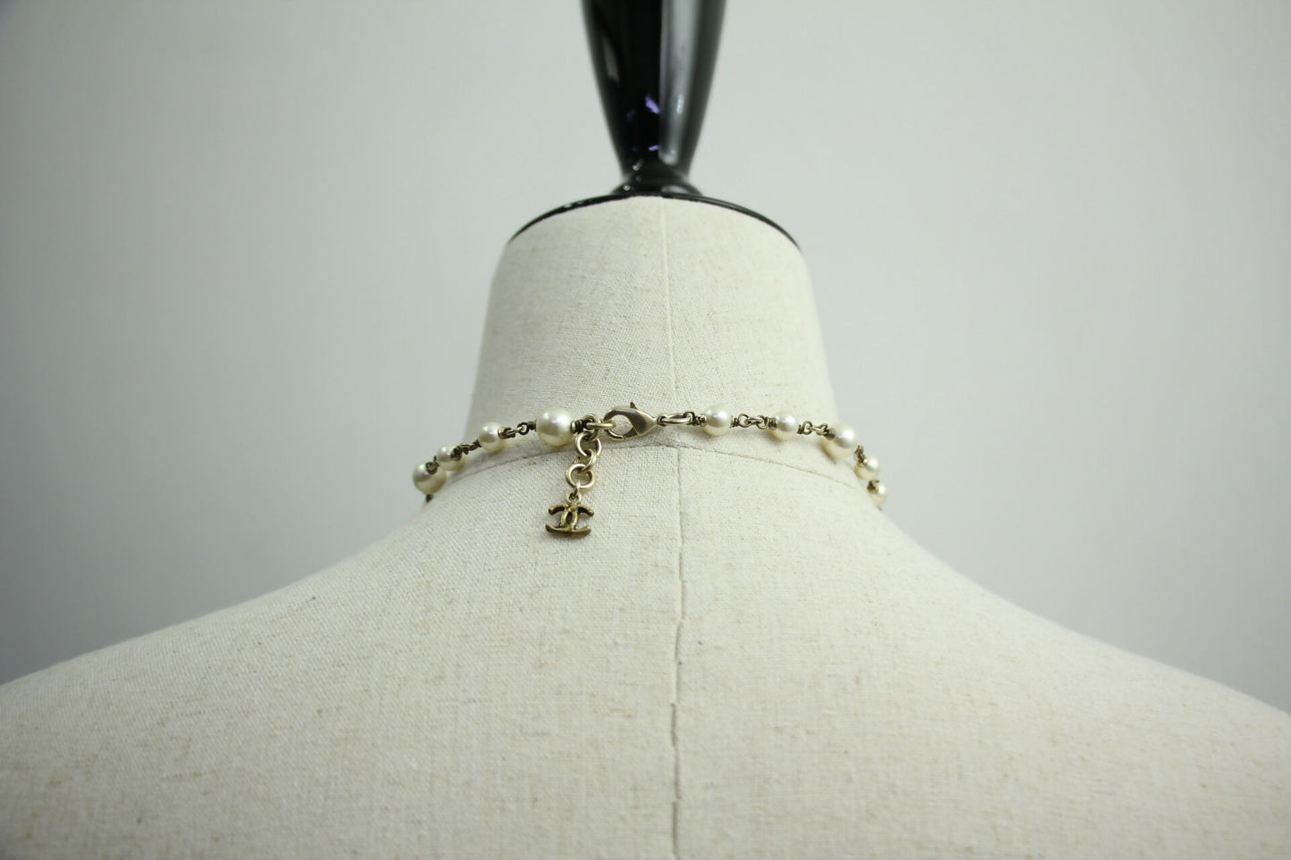 Chanel Vintage 05A Imitation Pearl Metal Rabbit Pendant Gold Necklace