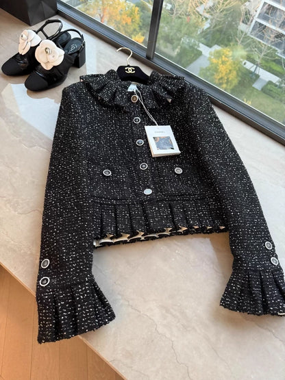 Chanel 25A Black tweed Wool Sequinned Jacket