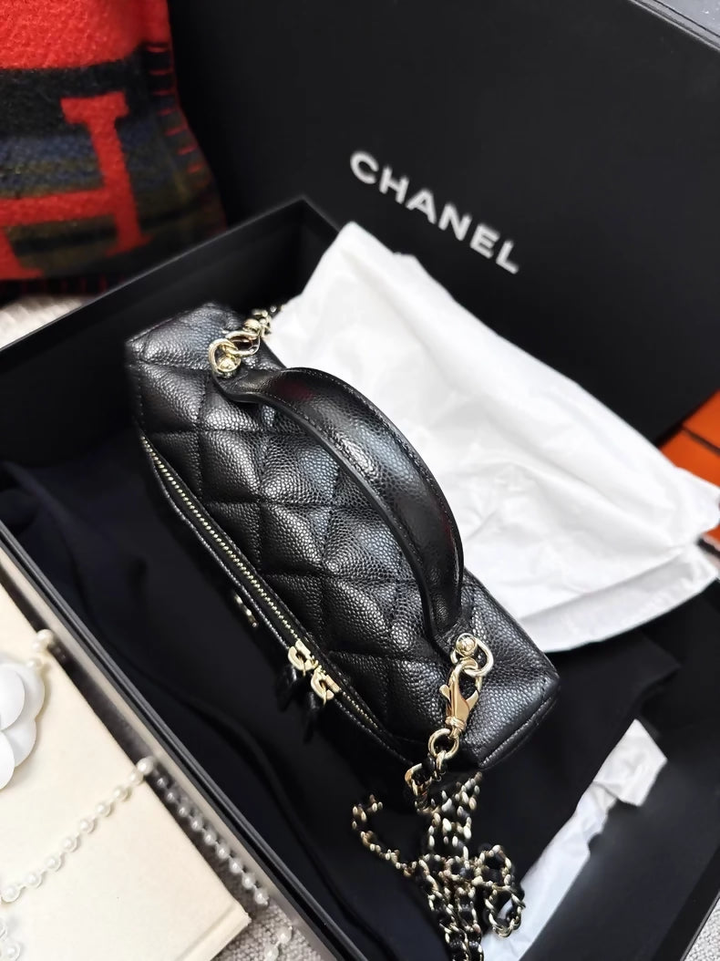 Chanel 25S in black and gold grained leather crossbody bag