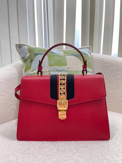 Gucci Sylvie Serbian large handbag in red and gold