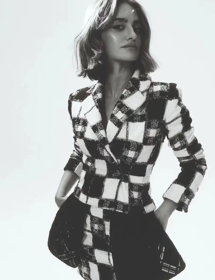 CHANEL 24S black & white tweed jacket