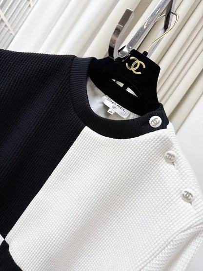 Chanel 21P Black and White sweater