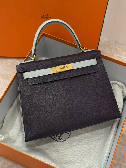 Hermès Kelly 28 Sellier Violet / Gris Perle Chevre Leather with Brushed Gold Hardware (Special Order / HSS Horseshoe Stamp)