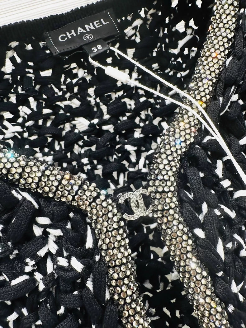 Chanel 25p black cardigan