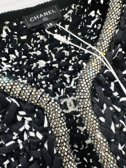 Chanel 25p black cardigan