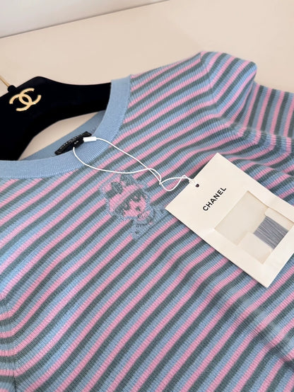 Chanel 25B Blue-purple print knit T-shirt