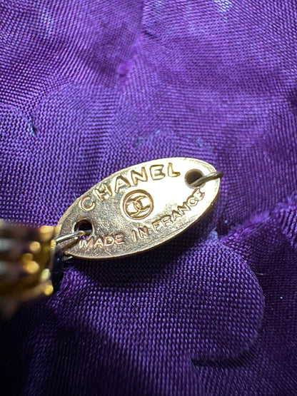 Chanel Vintage 81-85 Tweed Purple Large Camellia Brooch