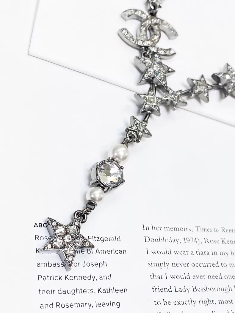 Chanel 21P silver star double C pearl long necklace