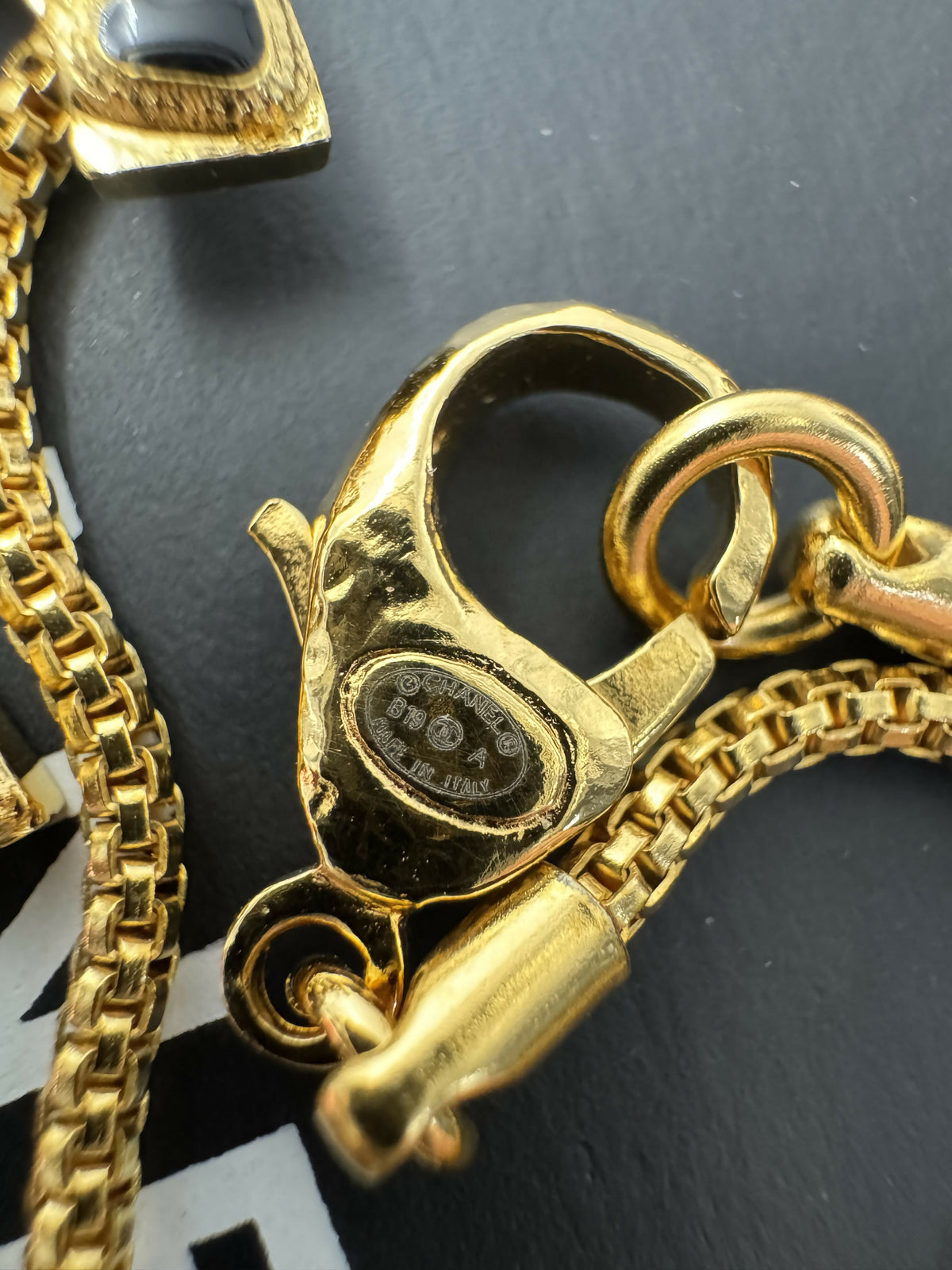 Chanel B19A Metal Black & Gold "Along the Nile" CC Necklace
